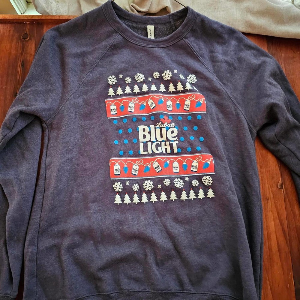 Vintage Retro Crewneck Labatt Blue Light Christmas Winter Holiday Xmas Sweater
